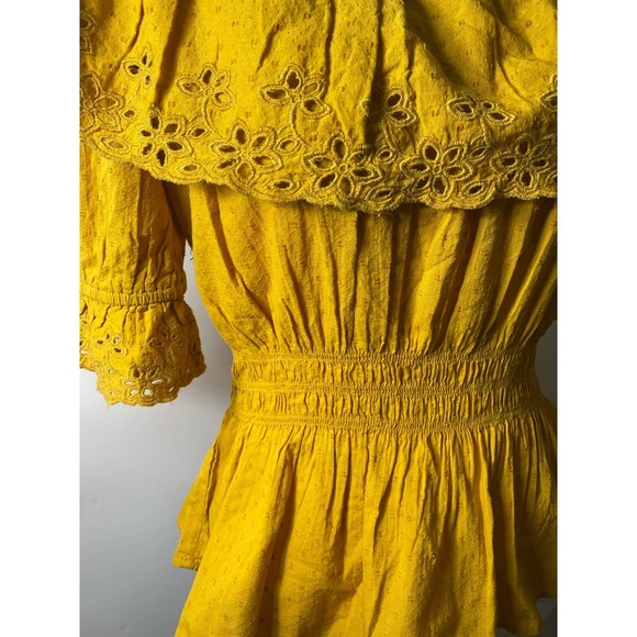 Universal Thread Boho Ruffle Top NWT - Picture 5 of 10